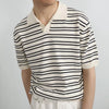 Gestreept v-hals polo shirt voor heren in een zachte knit - voor casual uitjes
