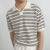 Gestreept v-hals polo shirt voor heren in een zachte knit - voor casual uitjes