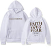 Heren hoodie 'geloof boven angst' - inspirerende motivatie met psalm 118:6